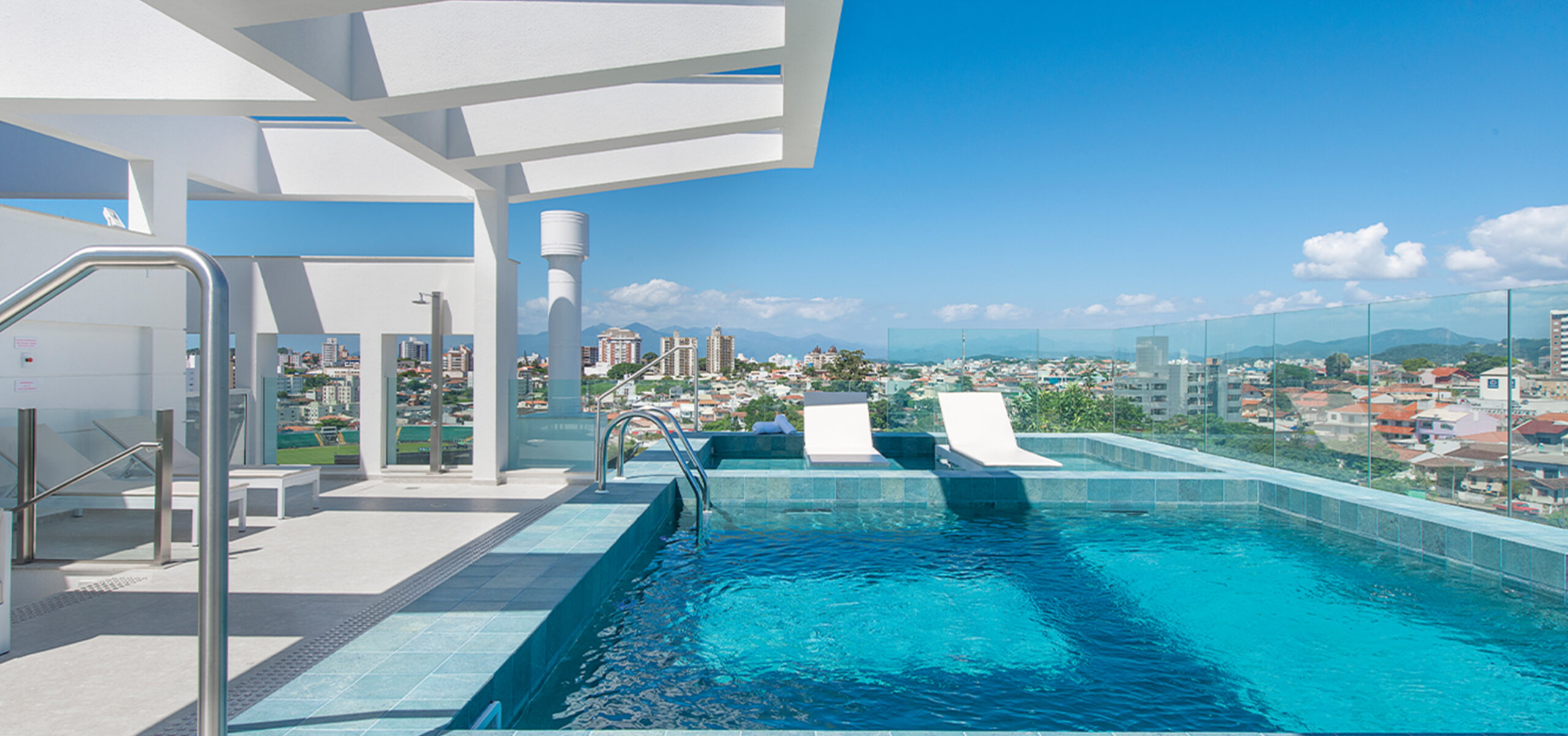 Blanc Residence